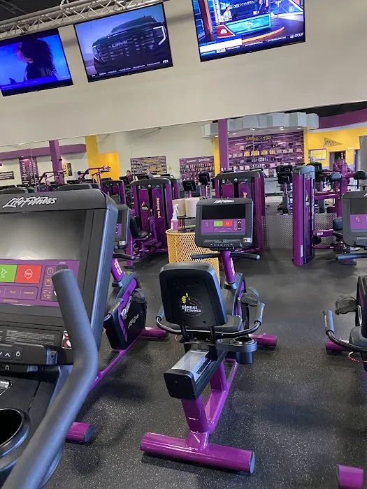 Planet Fitness Picture 1