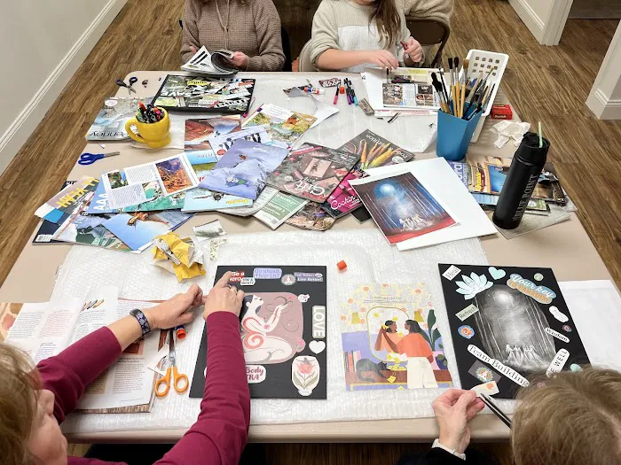 Lorenzen Studios yoga studio and language school Picture 10