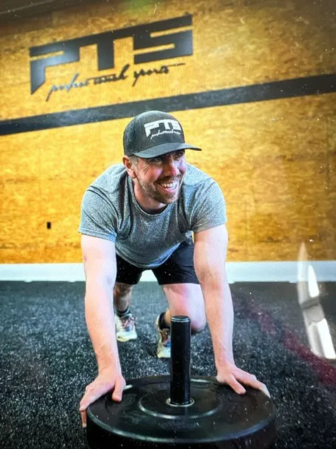 The Refinery Fitness Picture 2