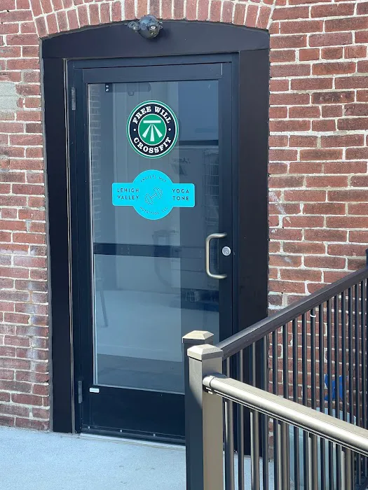 Yoga Tone®️ Studios Picture 4