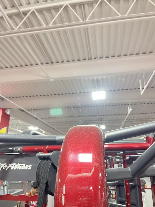 Maxx Fitness Clubzz Trexlertown Picture 3