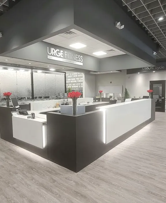 URGE FITNESS Edgewater Park Picture 5