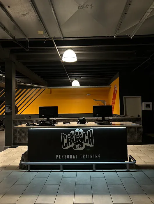 Crunch Fitness - Roosevelt Picture 3