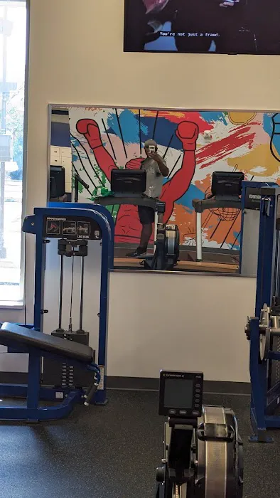 LEHB Fitness Center Picture 7