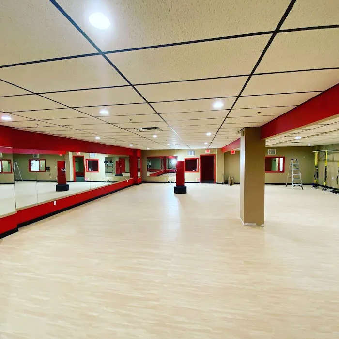 Fitness 19 Picture 8