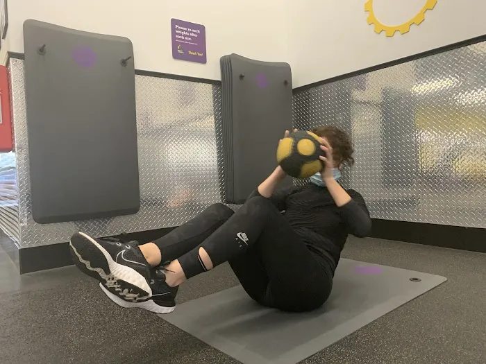 Planet Fitness Picture 10