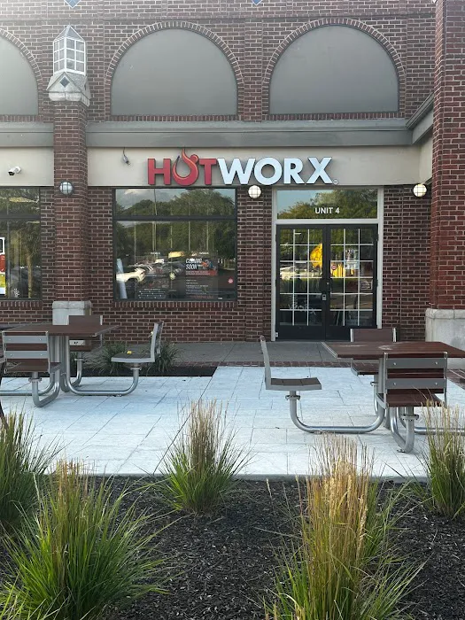 HOTWORX - Doylestown, PA - Mercer Square Picture 7