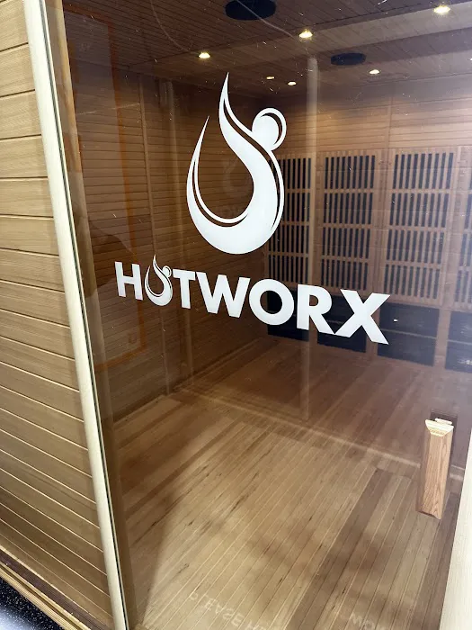 HOTWORX - Doylestown, PA - Mercer Square Picture 6