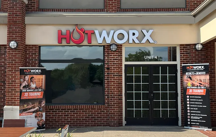 HOTWORX - Doylestown, PA - Mercer Square Picture 10