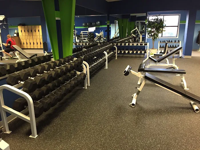 Semper Fitness 24/7 Picture 1