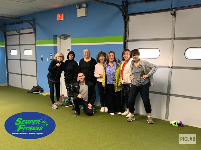 Semper Fitness 24/7 Picture 8