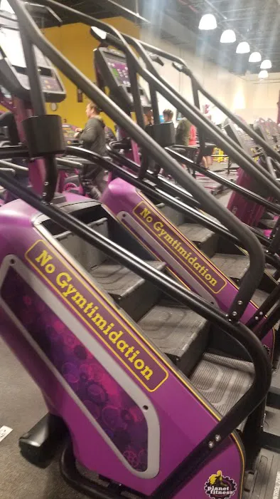 Planet Fitness Picture 6