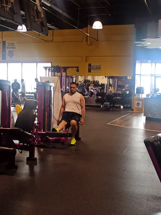 Planet Fitness Picture 1