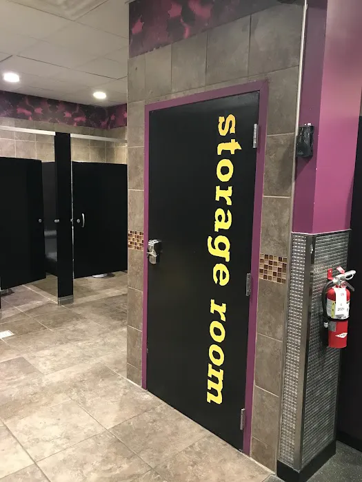 Planet Fitness Picture 8