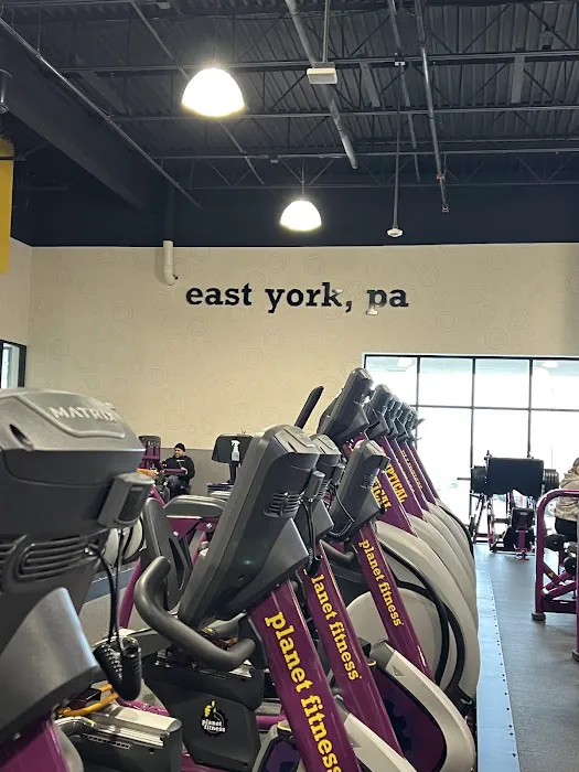 Planet Fitness Picture 9