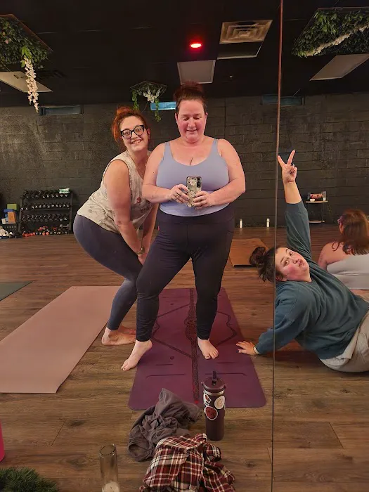 The Vibe: Connect and Thrive Picture 3