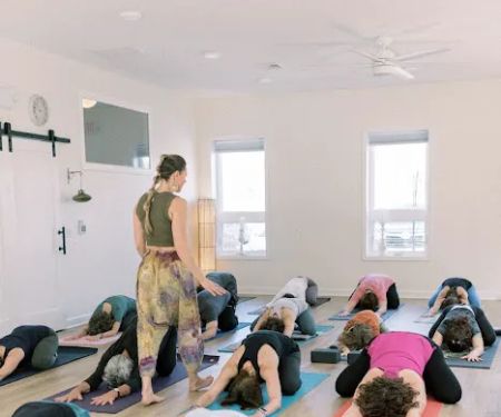 YOGA B YOGA