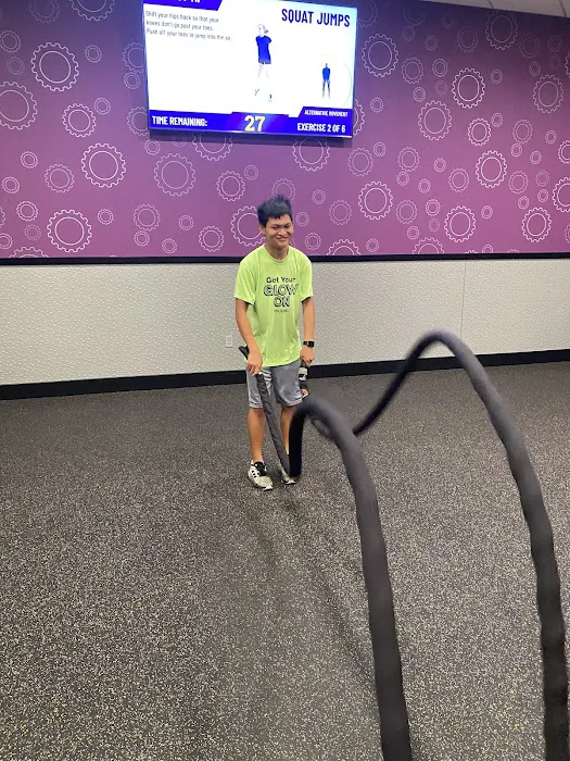 Planet Fitness Picture 5