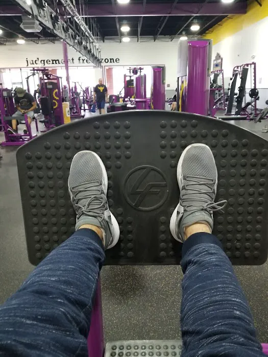 Planet Fitness Picture 10