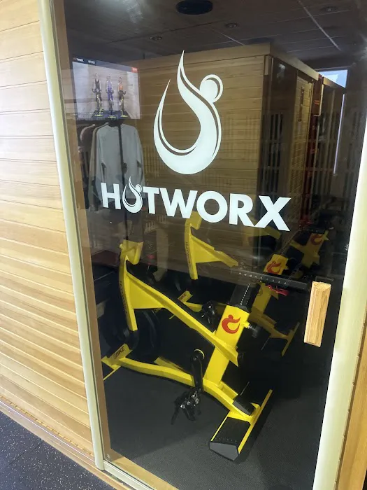 HOTWORX - Philadelphia - Grant Plaza Picture 1