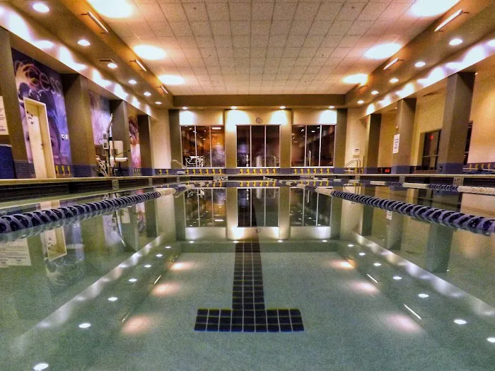 LA Fitness Picture 7