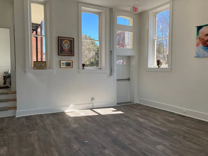 Sattva Center for Meditation & Yoga Picture 7