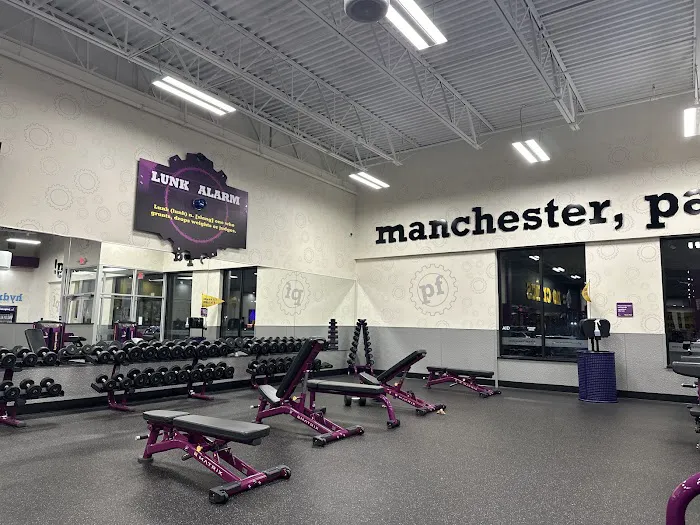 Planet Fitness Picture 1