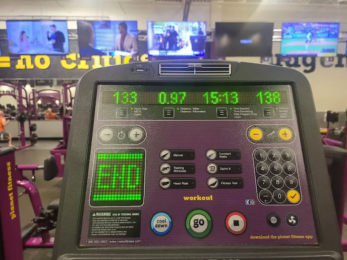 Planet Fitness Picture 4