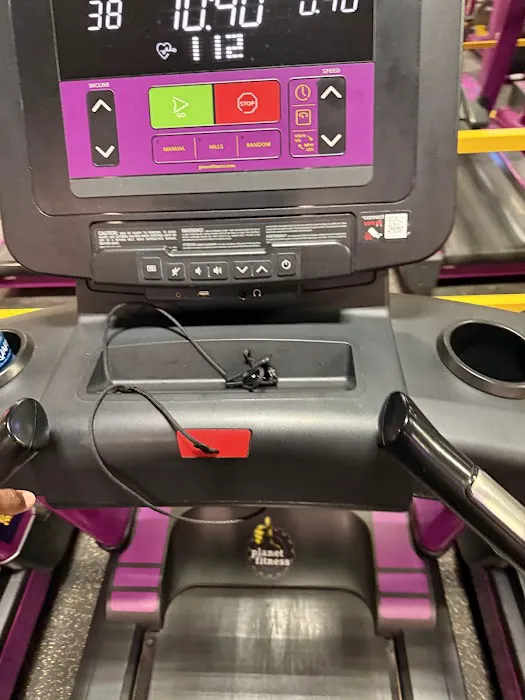 Planet Fitness Picture 5