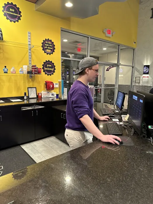 Planet Fitness Picture 9