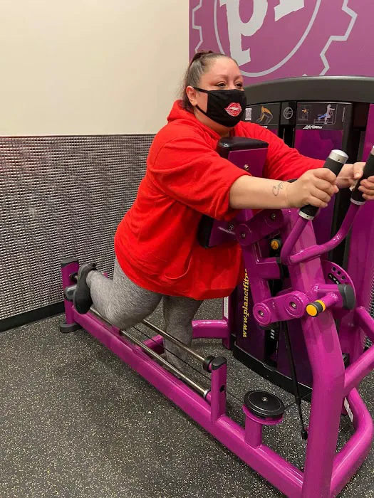 Planet Fitness Picture 10