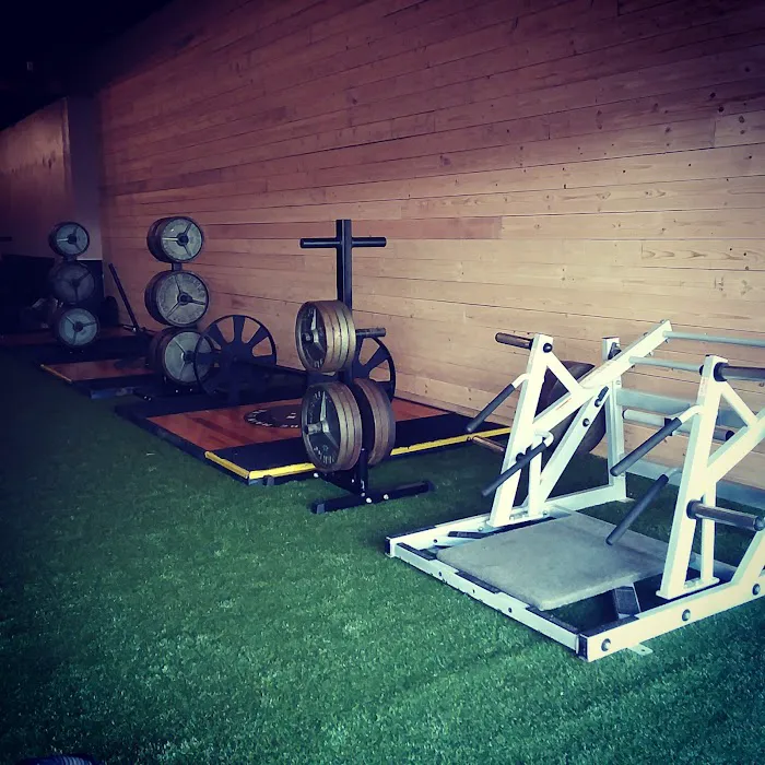 West Broad Barbell Picture 2