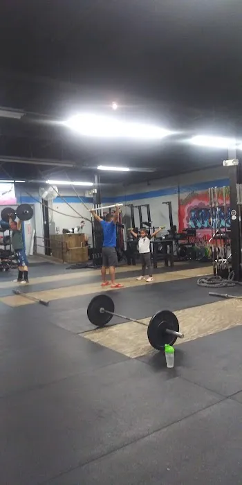 Crossfit Adoration Picture 1