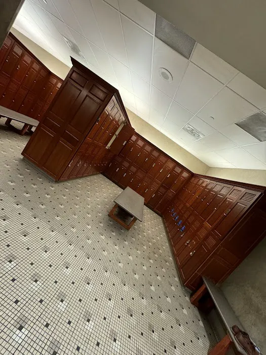 LA Fitness Picture 1