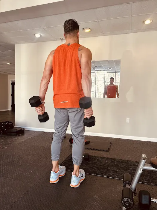 Damon Pro Fitness Studio Picture 10