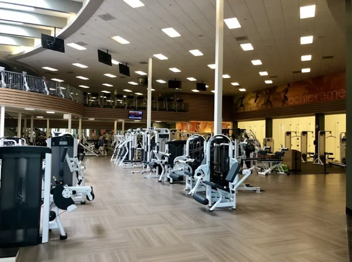 LA Fitness Picture 1