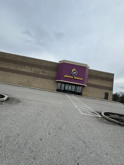 Planet Fitness Picture 7
