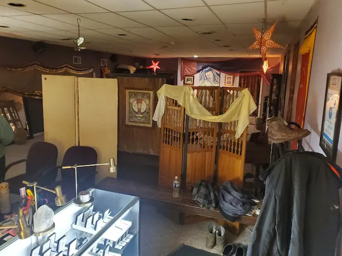 Bee Present Wellness LLC Picture 2