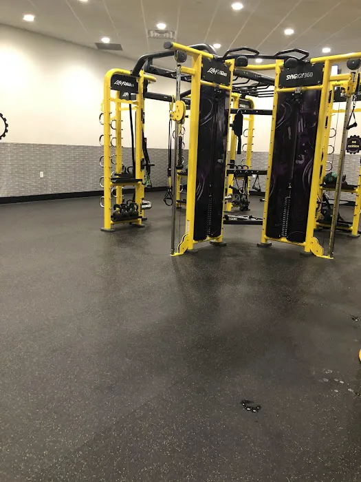 Planet Fitness Picture 8