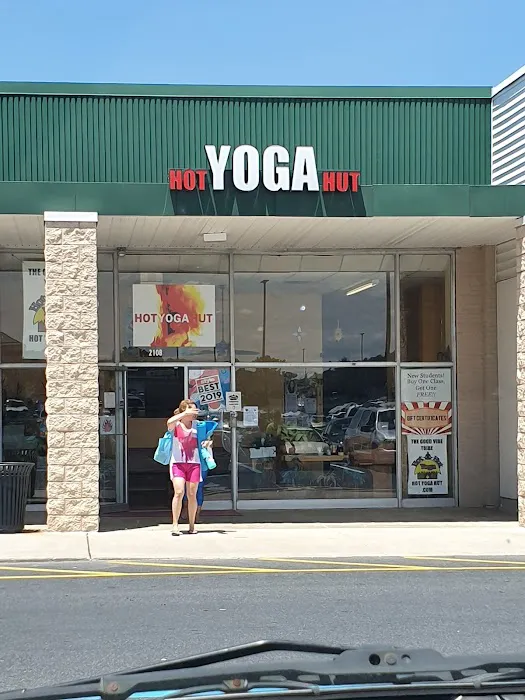 Hot Yoga Hut Picture 3