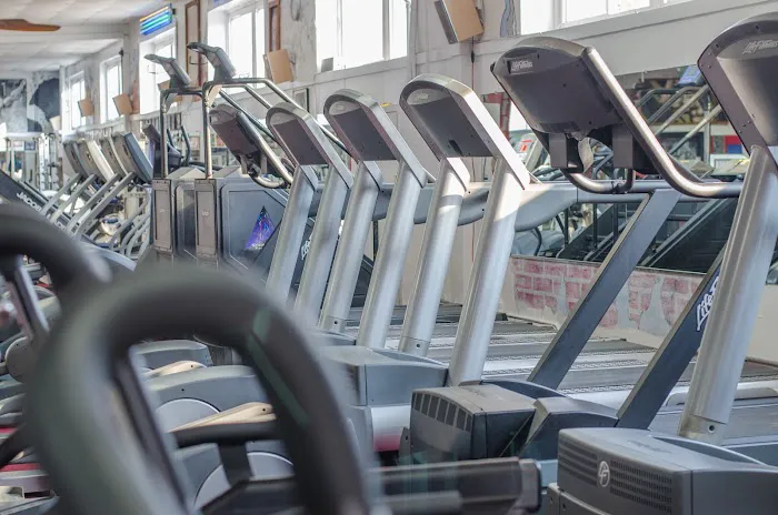 Atilis Gym, Wildwood Picture 5
