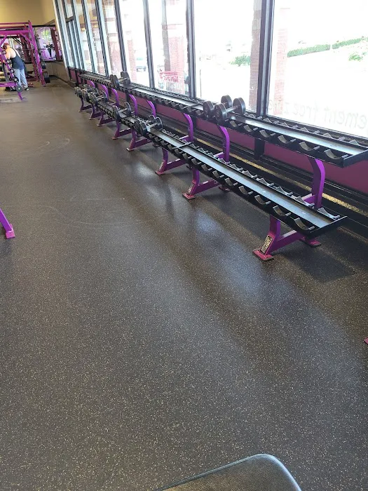 Planet Fitness Picture 5