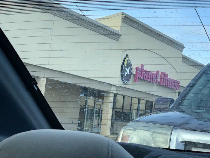 Planet Fitness Picture 7
