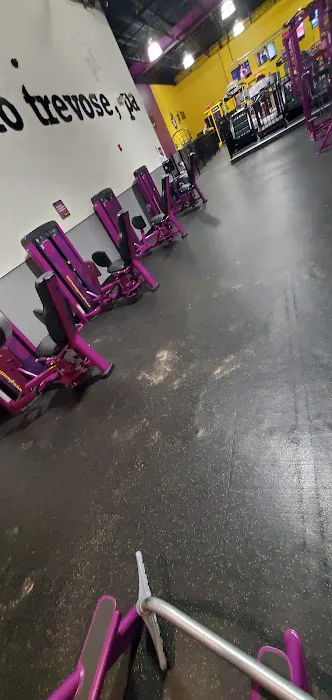 Planet Fitness Picture 1