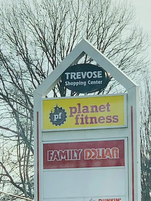 Planet Fitness Picture 9