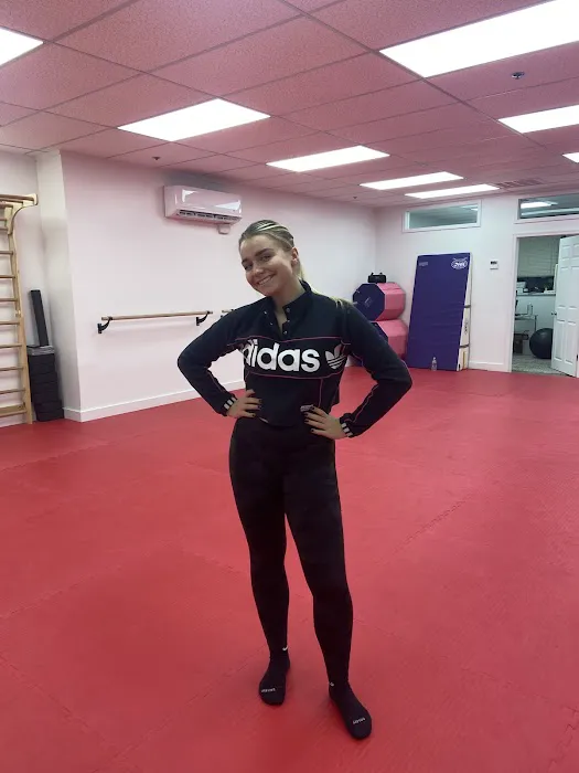 Bend Acrobatics Academy Picture 4