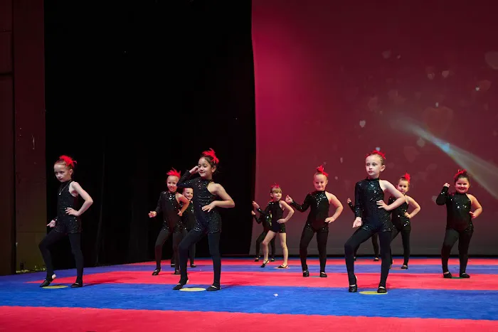 Bend Acrobatics Academy Picture 3