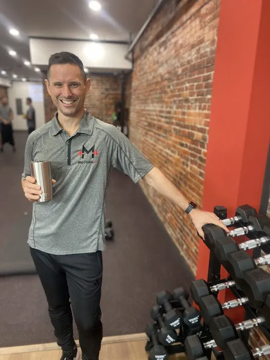Midtown Fit Picture 1