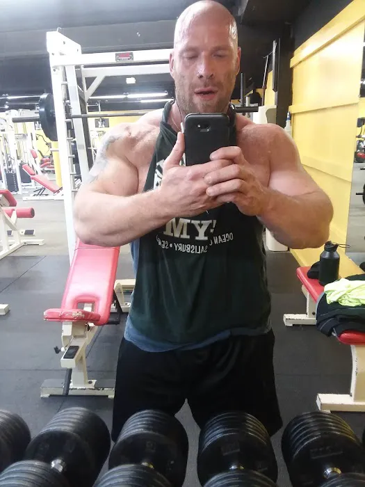 Train Yard Gym & Fitness Picture 3