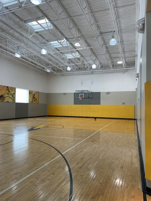 LA Fitness Picture 7
